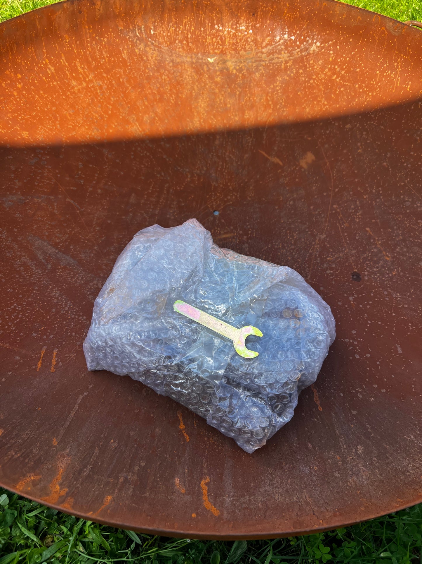 Large Rustic 90cm Diameters Wok Style Firepit DRYV-FP001