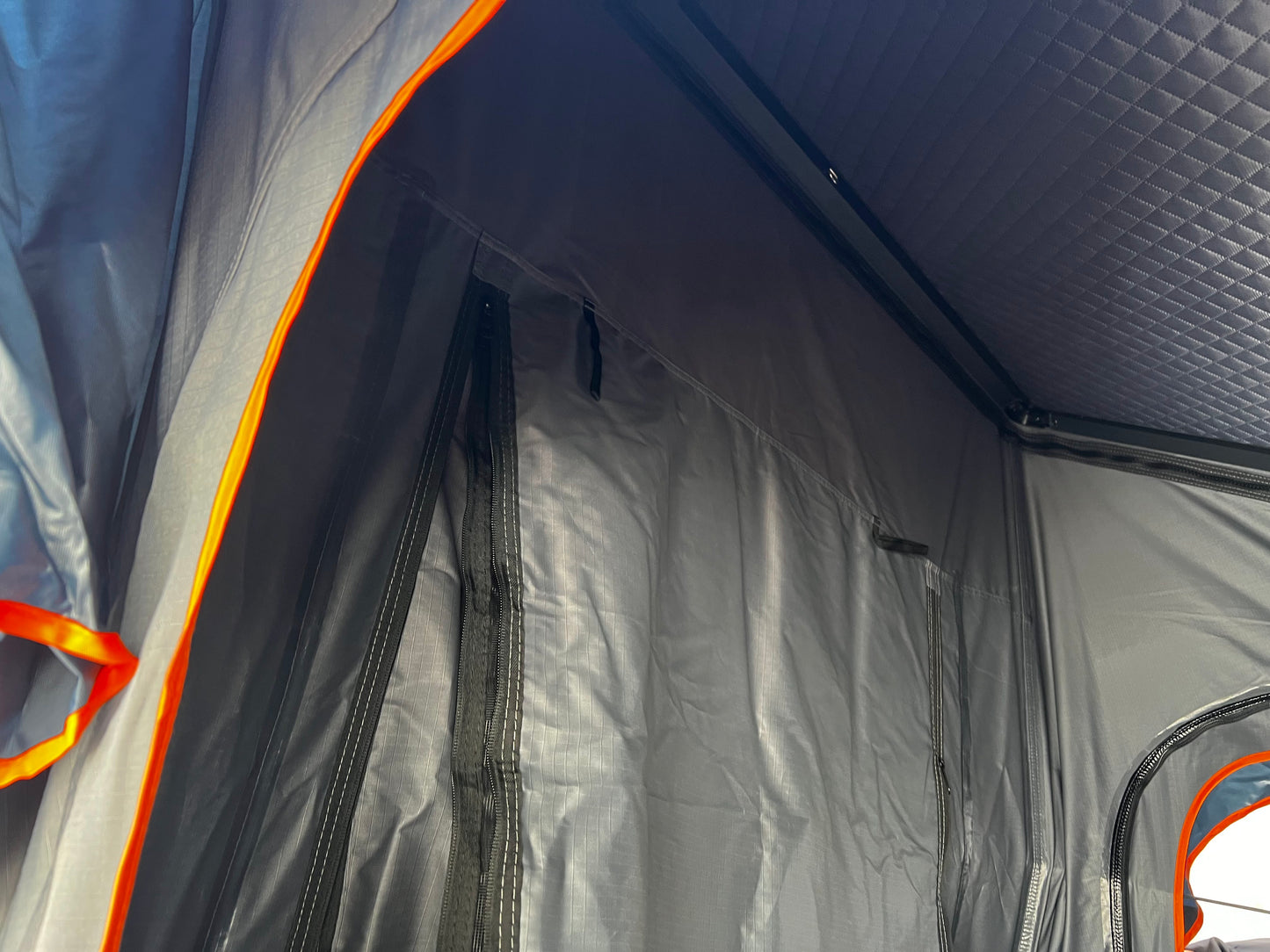 Aluminium Triangle Roof top tent 2100 x 1410mm