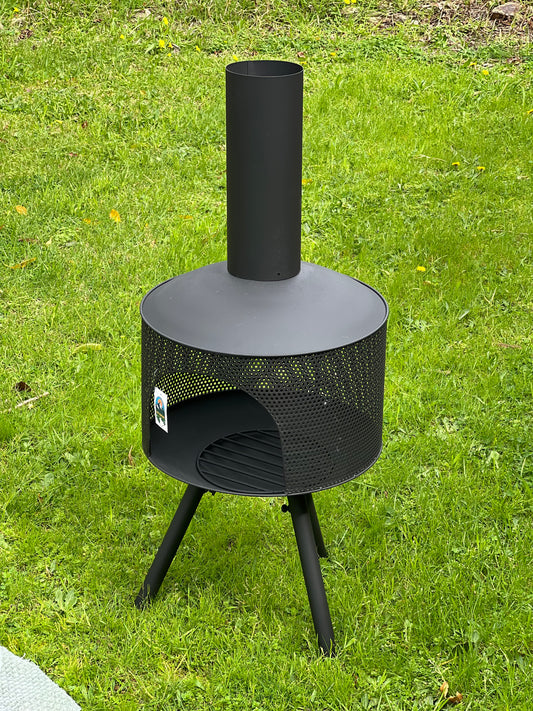 Steel firepit with chimney